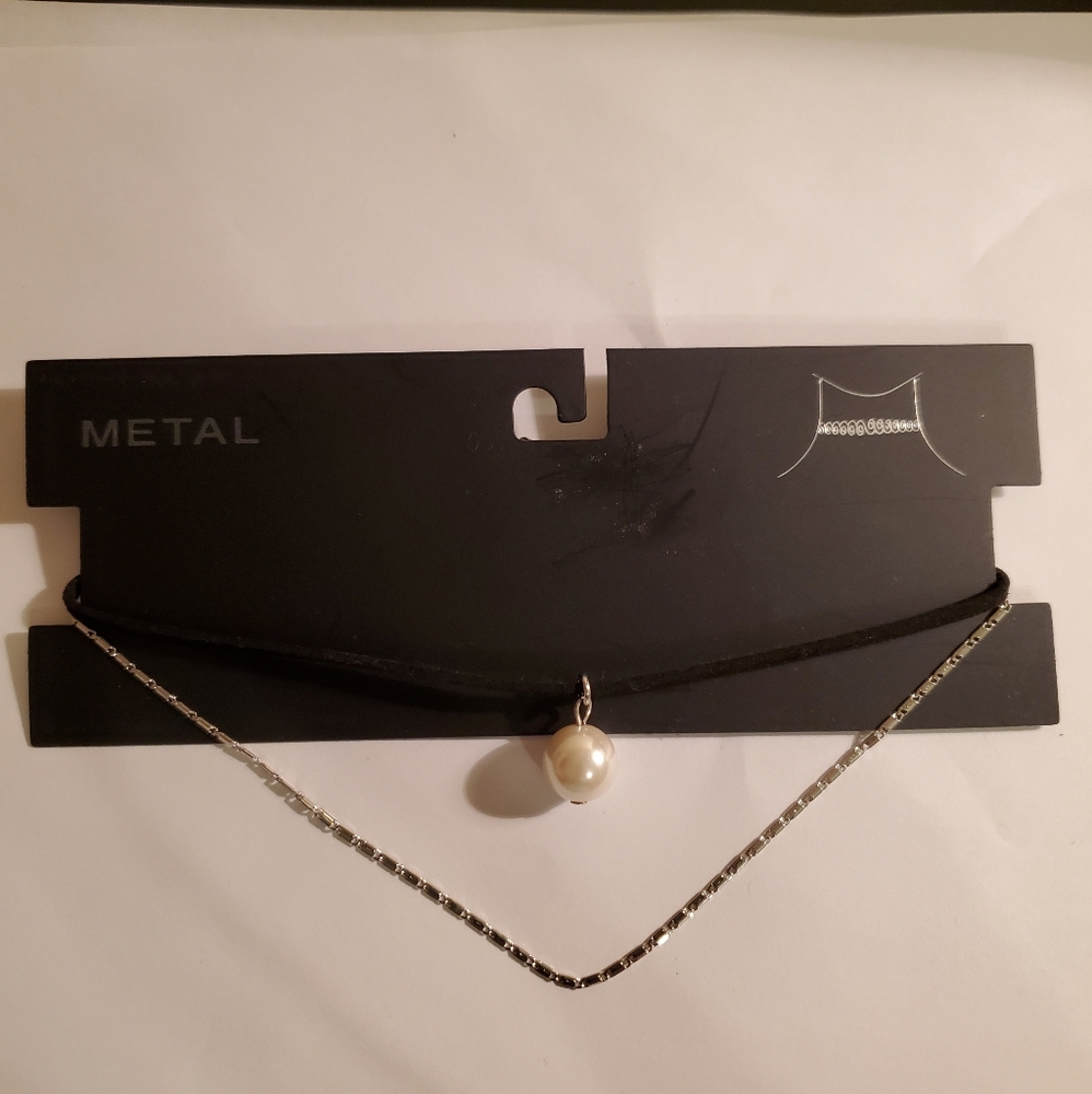 Kohl's choker/ necklace black w/ pearl detail, silver choker underneath